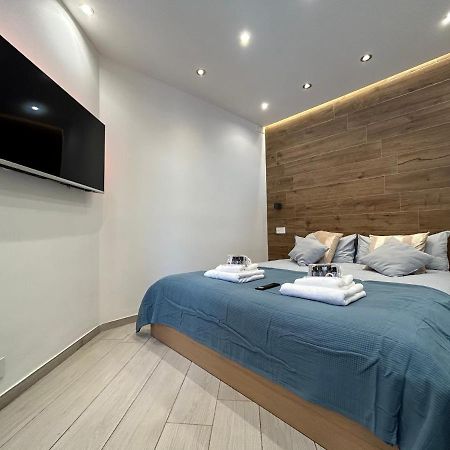 Terra Apartment - Ski In & Ski Out - Cerviniaholidays-Com Breuil-Cervinia Exteriör bild