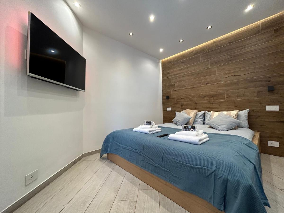 Terra Apartment - Ski In & Ski Out - Cerviniaholidays-Com Breuil-Cervinia Exteriör bild